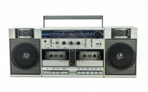 14733111-retro-ghetto-blaster-isolated-on-white